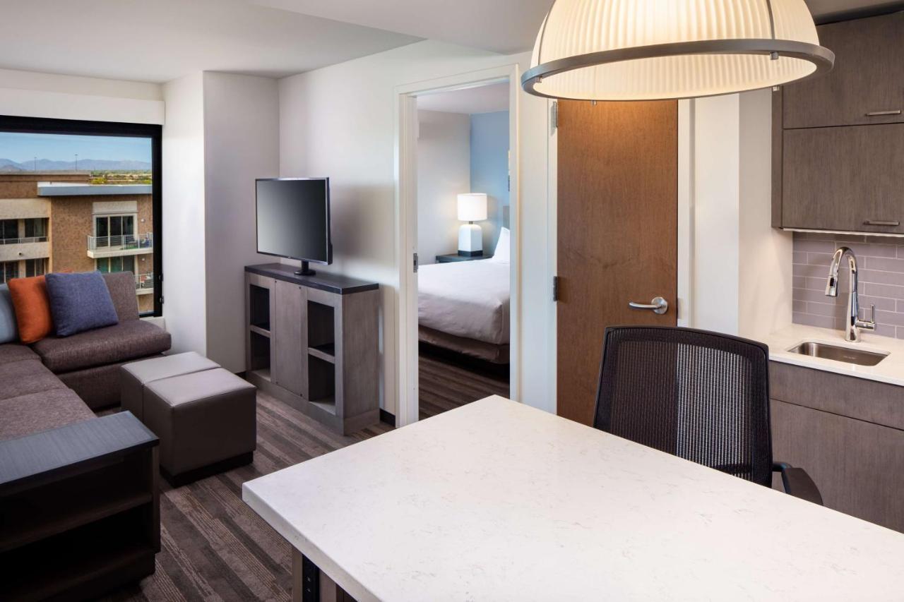 Hyatt House North Scottsdale Hotel Bagian luar foto