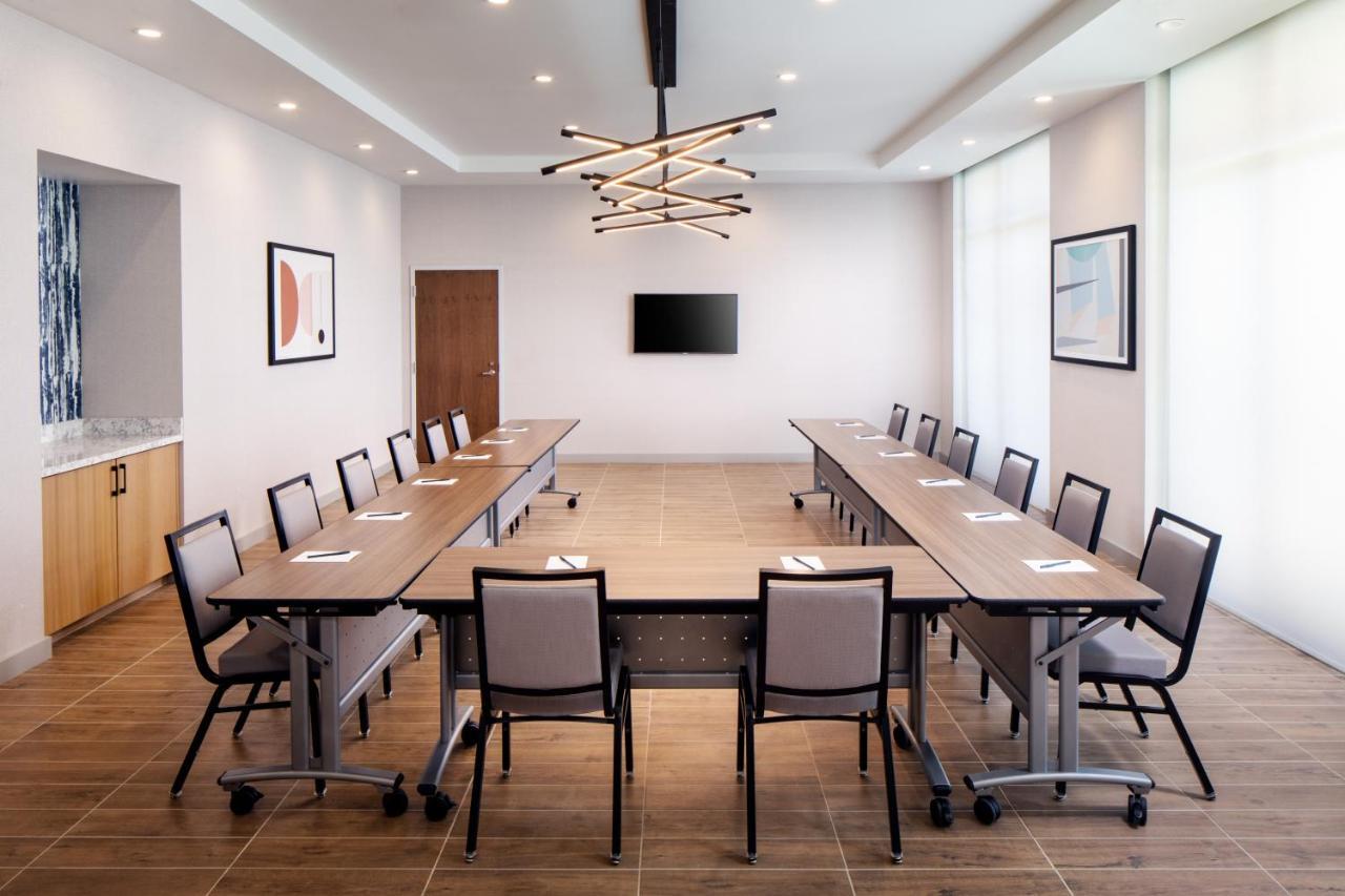 Hyatt House North Scottsdale Hotel Bagian luar foto